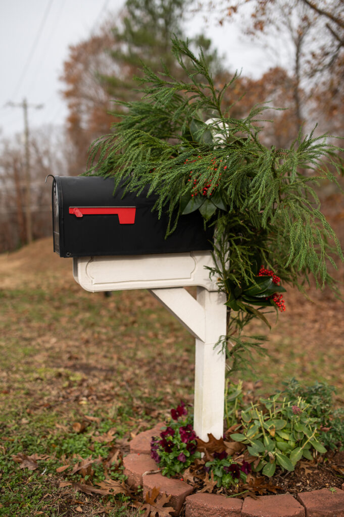 image of mailbox to demonstrate how to decorate your mailbox with evergreens